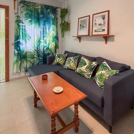 Three Bedroom Cozy In * Torrevieja