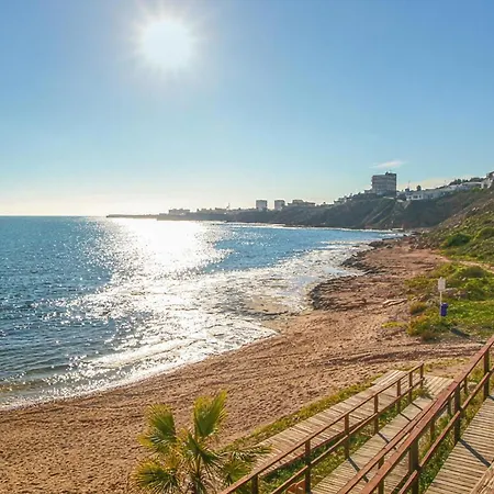 Apartamento Three Bedroom Cozy In Torrevieja